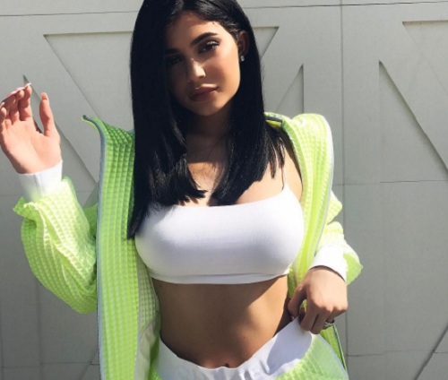 Rosszul lett: a sok ev&eacute;s ut&aacute;n val&oacute;sz&iacute;nűleg rosszabbul n&eacute;zett ki Kylie Jenner