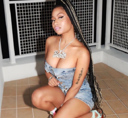 Nicki Minaj-t vand&aacute;l m&oacute;don kirabolt&aacute;k