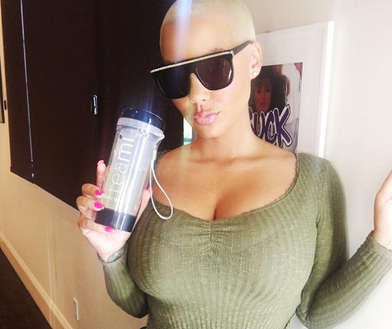 Amber Rose r&eacute;gebben maga is sztript&iacute;zelt