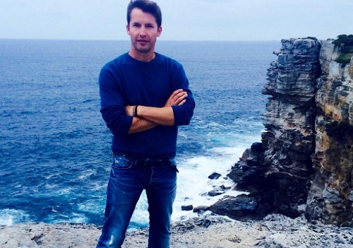 James Blunt szerint Carrie Fisher megj&oacute;solta a hal&aacute;l&aacute;t