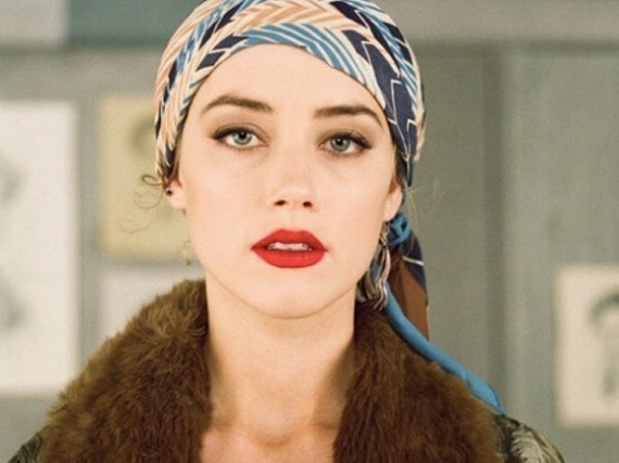 Amber Heard &eacute;s Elon Musk szak&iacute;tottak, de k&ouml;zeli kapcsolatban maradtak