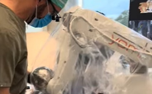 Íme a 3 ok, amiért a robot kitűnő asszisztens a fogászatban