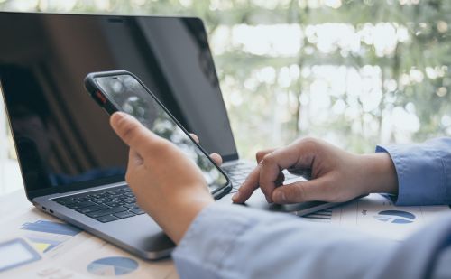 Eltűnhet a céged a vevők elől, ha a mesterséges intelligencia nem említi meg