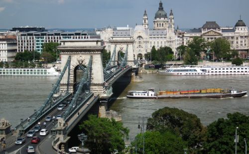 Hogyan erősíti az MI a kkv-k hatását a helyi gazdaságokra?