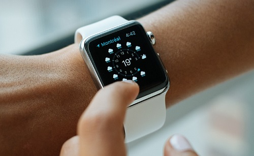 Hordható okos technológia jelentheti a járványok végét?