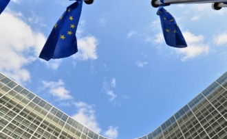 Életbe léptek az Európai Unióban a mesterséges intelligencia új szabályai