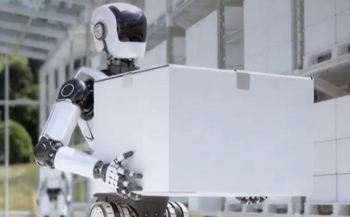 Jönnek a humanoidok: több ezer robotot telepít gyárakba ez a két európai cég