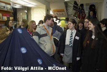  Megjelent a Harry Potter és a félvér herceg